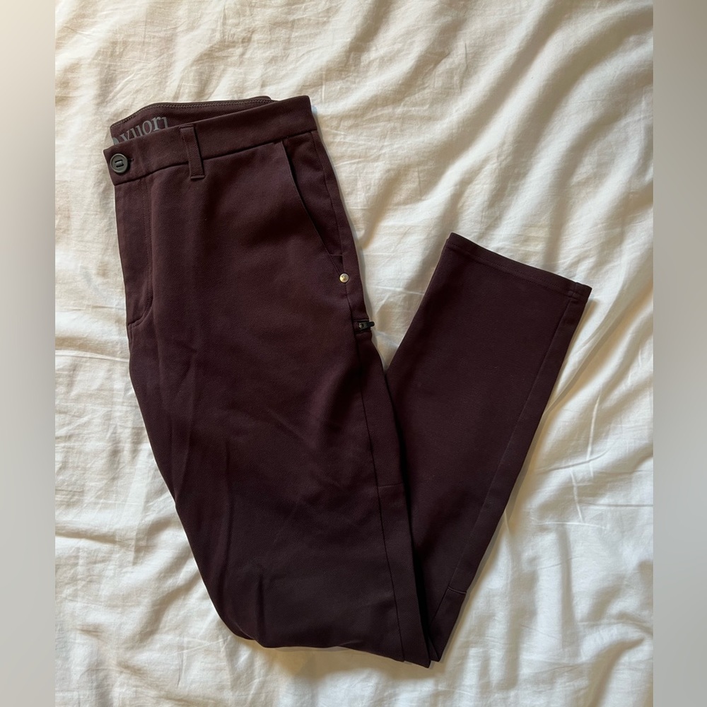 Vuori Men’s Everything Chino in Ox blood Sz 32